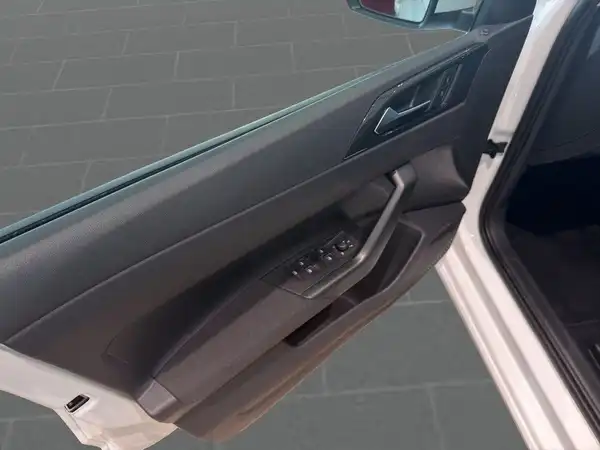 VW POLO (7/16)
