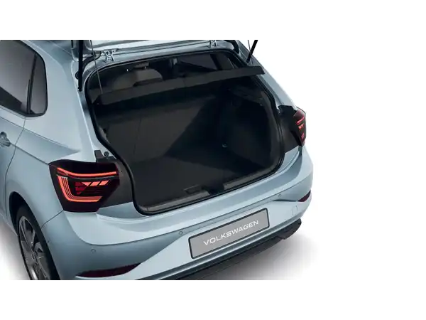 VW POLO (7/10)