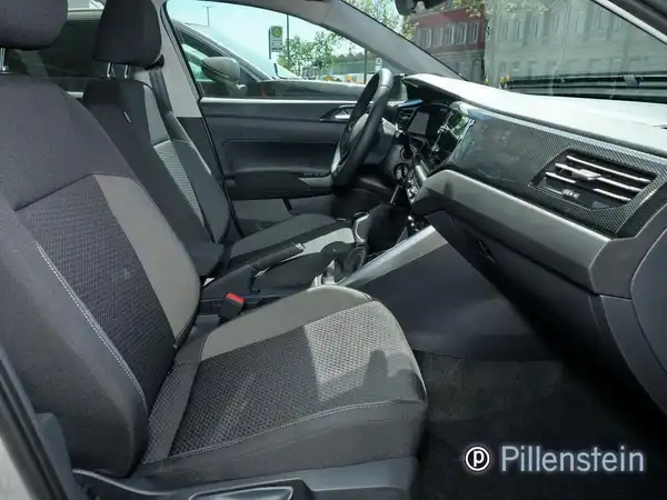 VW POLO (4/11)