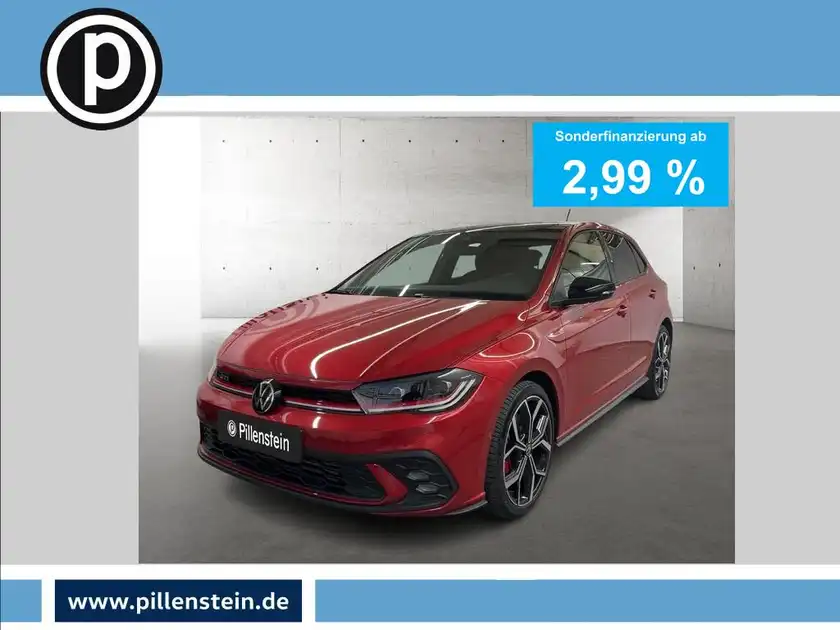 Das Bild zeigt einen roten VW Polo GTI von vorne. Es handelt sich um eine Anzeige mit einem Händlerlogo und dem Hinweis auf eine Sonderfinanzierung.