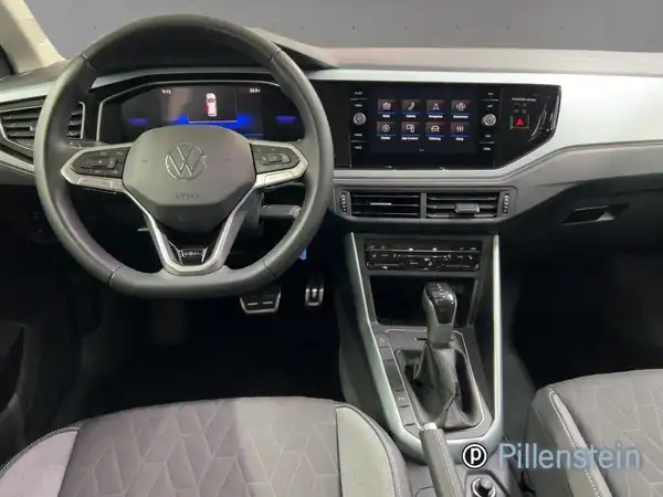 VW POLO (7/10)