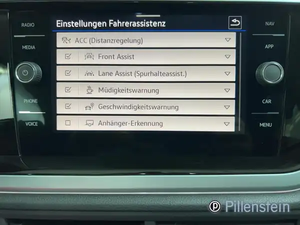 VW POLO (9/10)