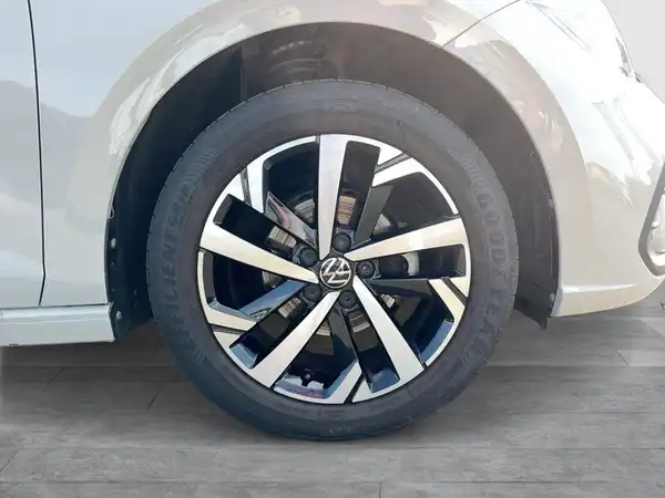 VW POLO (8/21)