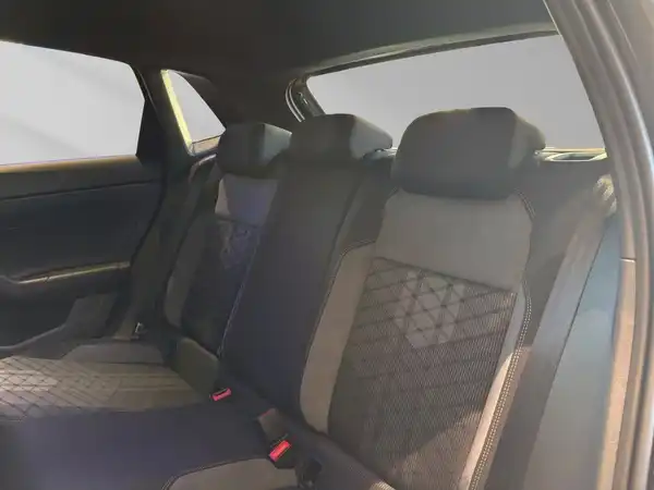 VW POLO (10/14)
