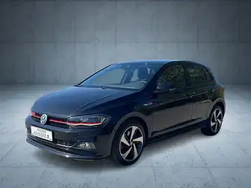 Ein VW Polo Gti in schwarz, von der Seite aufgenommen. Das Bild enthält das Händlerlogo von Walter Schneider und hat markante Texteinblendungen.