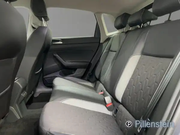 VW POLO (13/16)