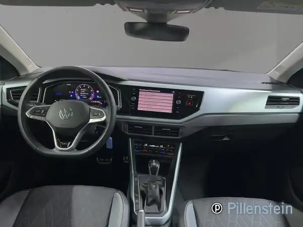 VW POLO (9/16)