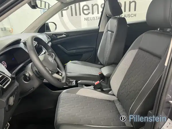 VW T-CROSS (6/15)