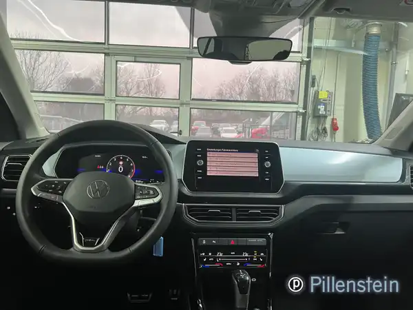 VW T-CROSS (7/15)