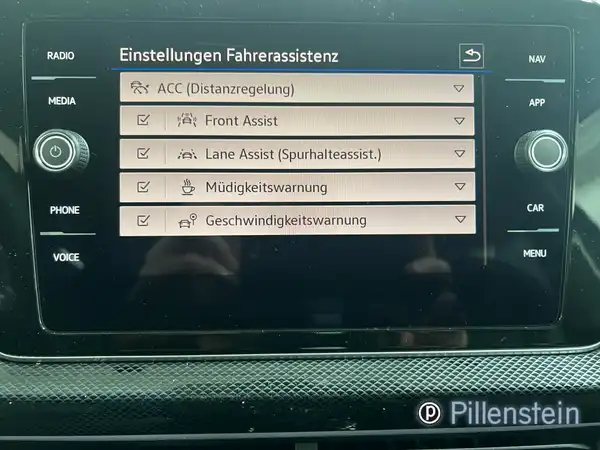 VW T-CROSS (10/15)