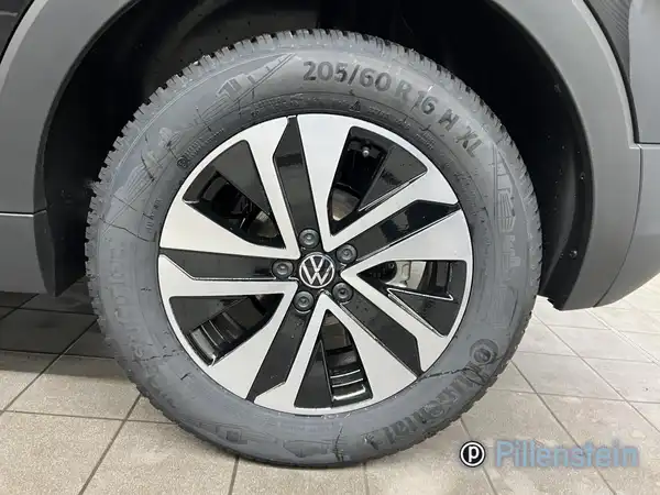 VW T-CROSS (11/11)