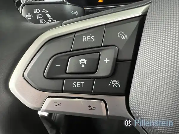VW T-CROSS (7/11)