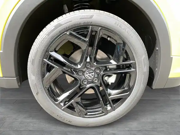VW T-CROSS (7/16)