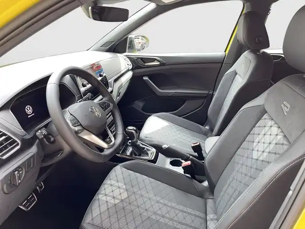 VW T-CROSS (9/16)
