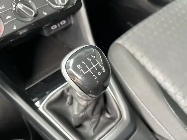 VW T-CROSS (18/21)
