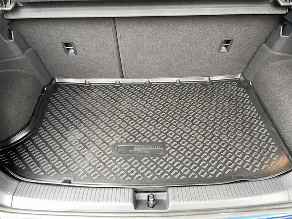 VW T-CROSS (9/21)