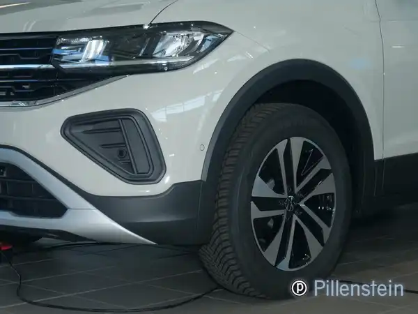 VW T-CROSS (9/11)
