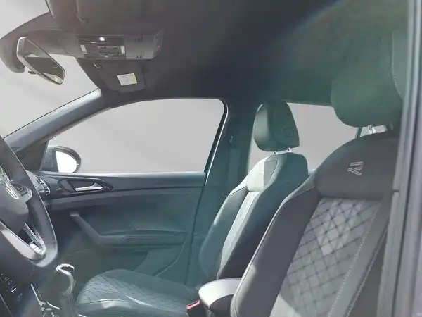 VW T-CROSS (18/20)