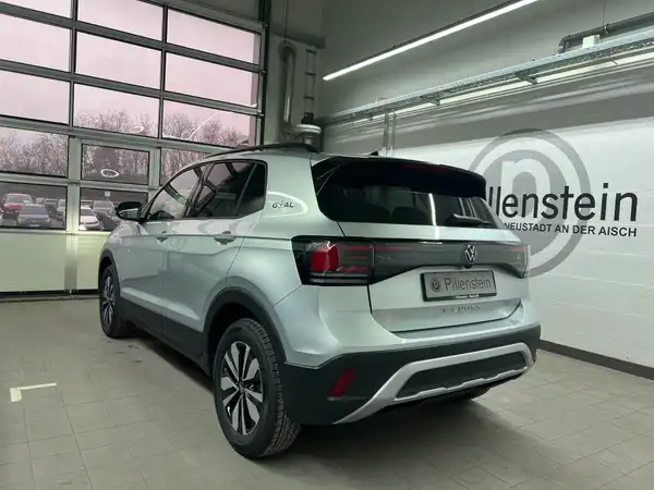 VW T-CROSS (3/16)