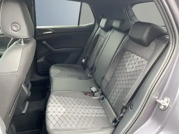 VW T-CROSS (12/16)