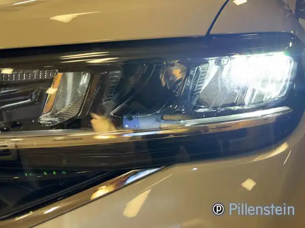 VW T-CROSS (15/16)