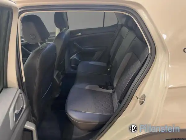 VW T-CROSS (10/16)