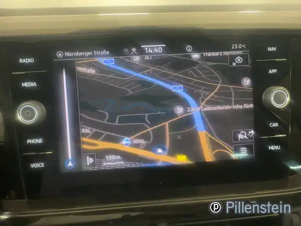 VW T-CROSS (12/17)