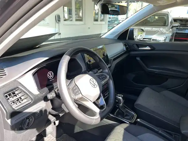 VW T-CROSS (12/16)