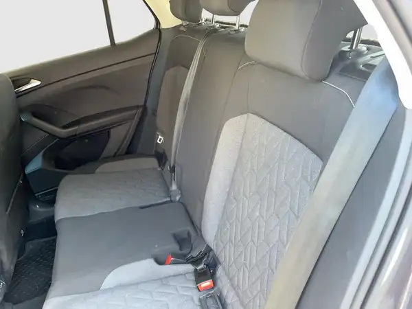 VW T-CROSS (8/16)