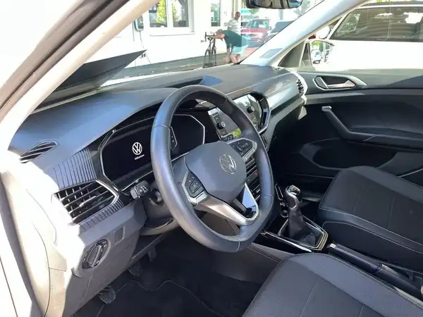 VW T-CROSS (17/22)