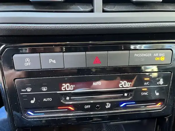 VW T-CROSS (19/22)
