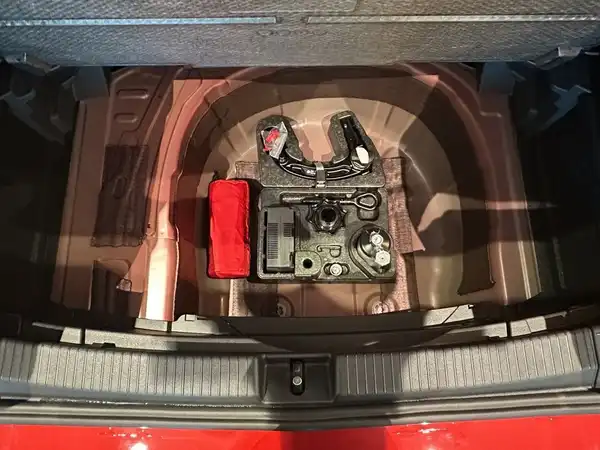 VW T-CROSS (17/18)