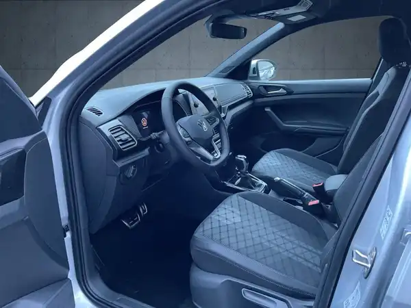 VW T-CROSS (9/15)