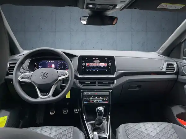 VW T-CROSS (11/16)