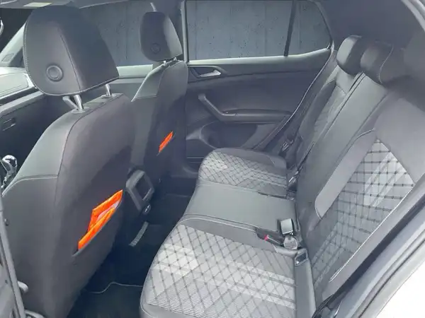 VW T-CROSS (12/16)