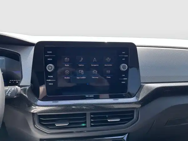 VW T-CROSS (15/18)