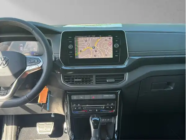 VW T-CROSS (15/18)