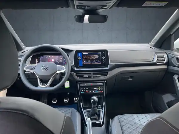 VW T-CROSS (11/15)