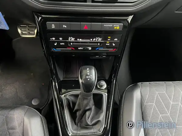 VW T-CROSS (13/16)