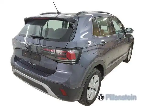 VW T-CROSS (7/10)