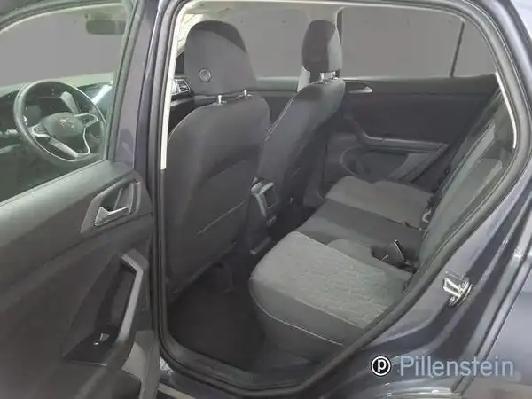 VW T-CROSS (9/10)