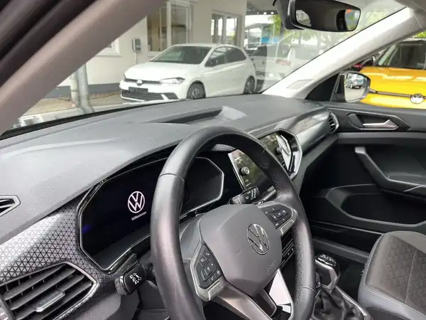 VW T-CROSS (17/21)