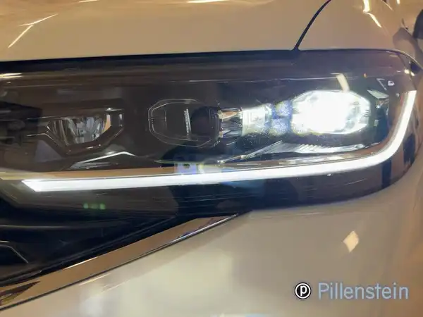 VW T-CROSS (17/19)