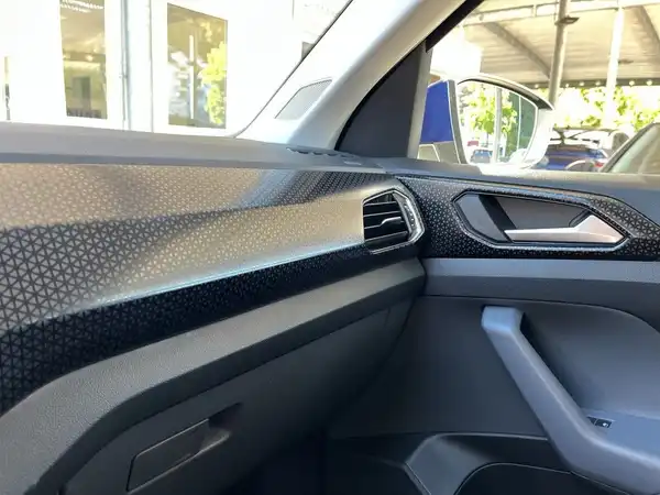 VW T-CROSS (17/21)