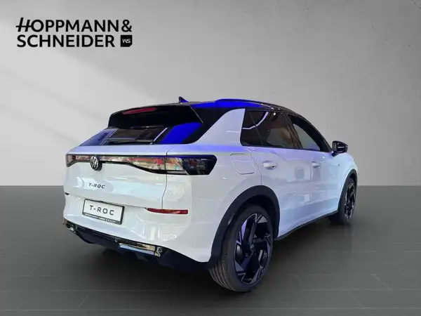 VW T-ROC (2/16)