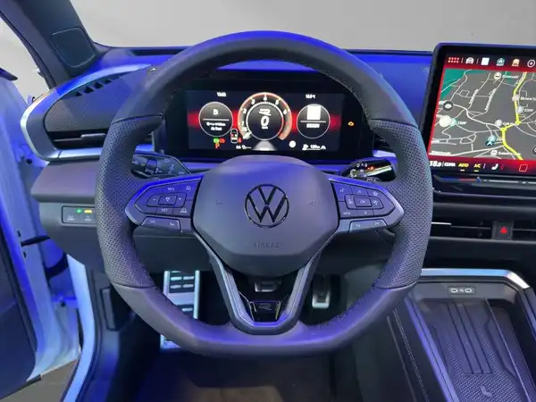 VW T-ROC (7/16)