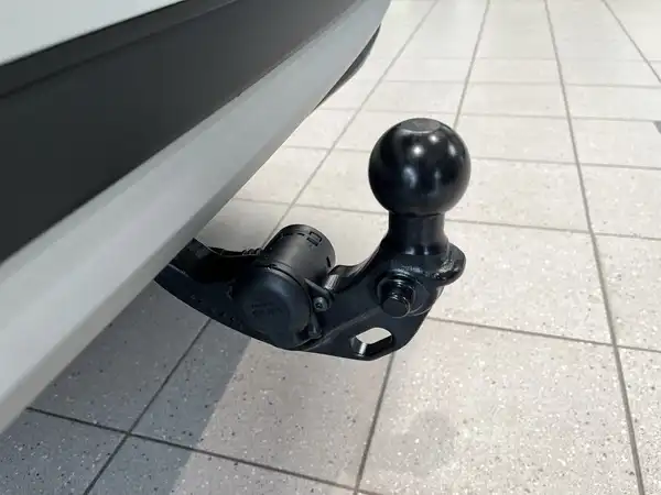 VW T-ROC (13/16)