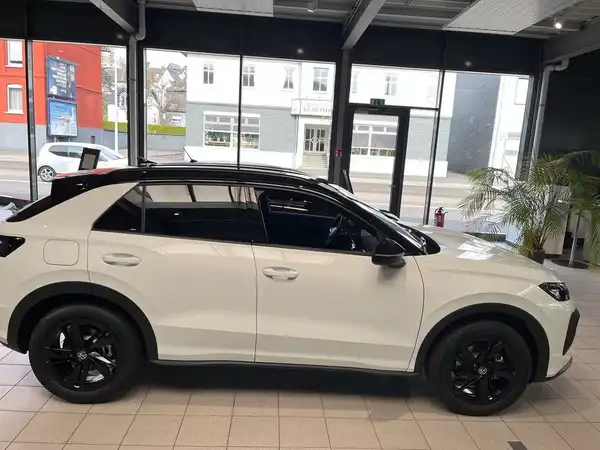 VW T-ROC (16/16)