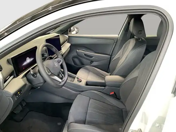 VW T-ROC (7/16)