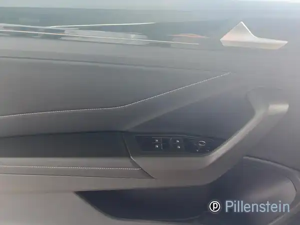 VW T-ROC CABRIOLET (7/19)